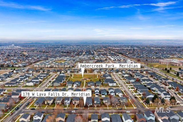 178 W Lava Falls Dr, Meridian, ID 83646