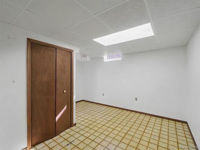 13979 Biscayne Drive, Sterling Heights, MI 48313