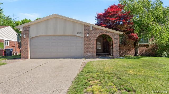 13979 Biscayne Drive, Sterling Heights, MI 48313