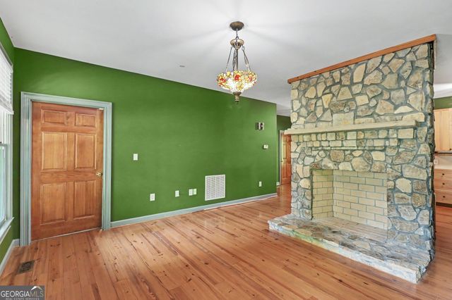 190 Poplar Drive N, Jasper, GA 30143