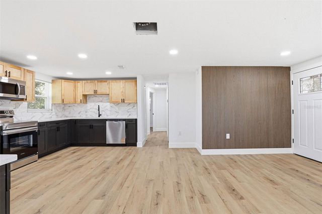3207 DODGE STREET, Tampa, FL 33605