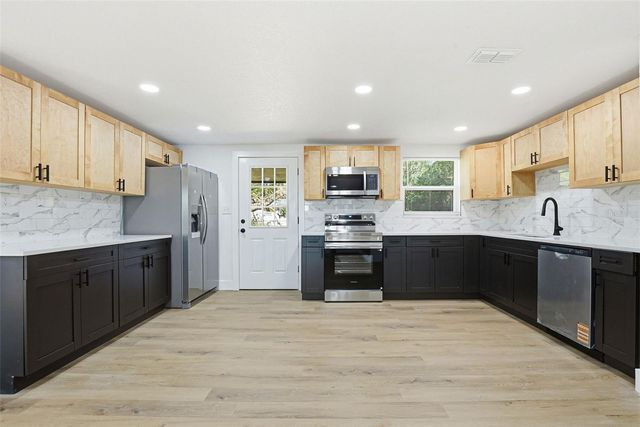 3207 DODGE STREET, Tampa, FL 33605