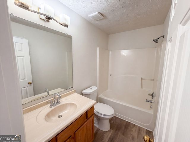 835 Shadow Lake Drive, Lithonia, GA 30058