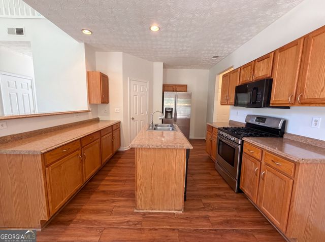 835 Shadow Lake Drive, Lithonia, GA 30058