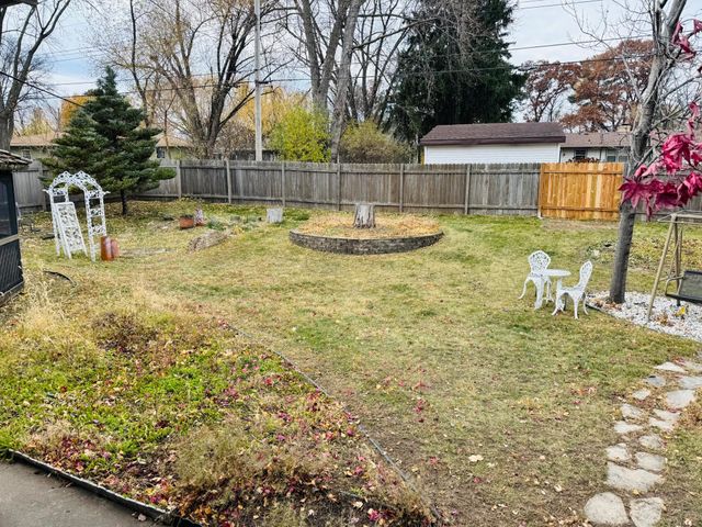 7447 Cloman Way, Inver Grove Heights, MN 55076