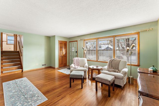 7447 Cloman Way, Inver Grove Heights, MN 55076