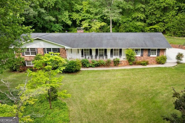 4670 Windsor Drive SW, Smyrna, GA 30082