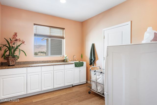 275 Imperial Road, Dayton, NV 89403