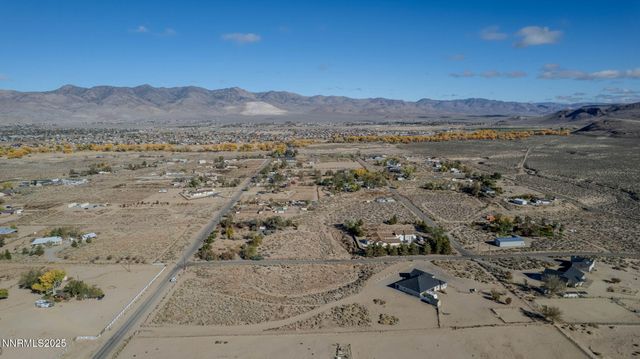 275 Imperial Road, Dayton, NV 89403