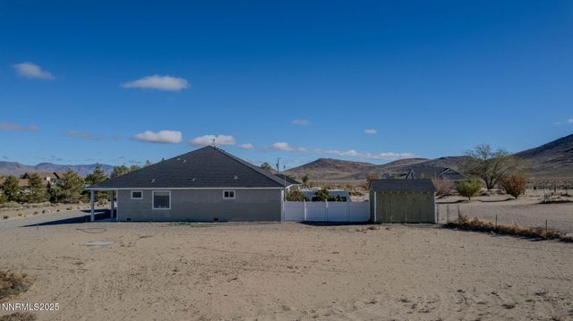 275 Imperial Road, Dayton, NV 89403