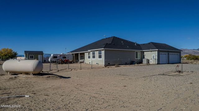 275 Imperial Road, Dayton, NV 89403