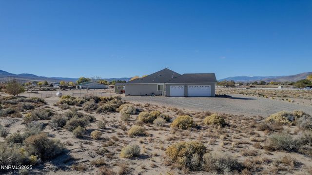 275 Imperial Road, Dayton, NV 89403