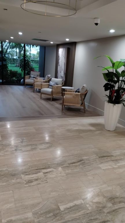 4200 Hillcrest Drive 707, Hollywood, FL 33021