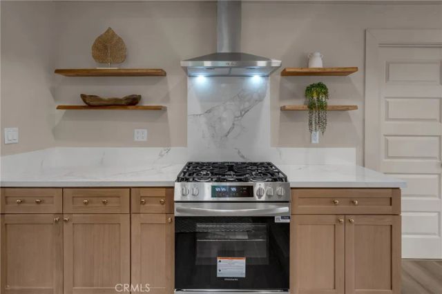 520 E 8th Street, Corona, CA 92879