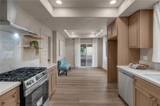 520 E 8th Street, Corona, CA 92879