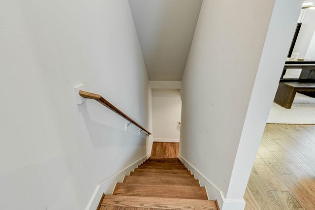 5857 Dolores Street, Houston, TX 77057