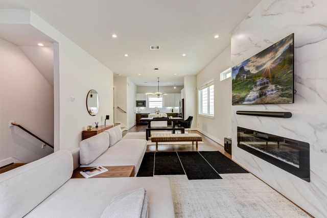 5857 Dolores Street, Houston, TX 77057