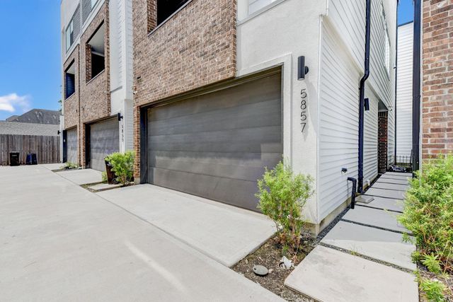 5857 Dolores Street, Houston, TX 77057