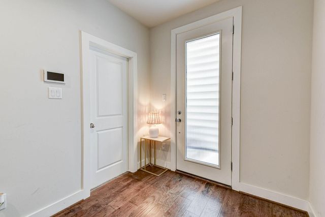 5857 Dolores Street, Houston, TX 77057