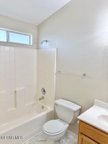 3624 Tierra Meca Road, El Paso, TX 79938