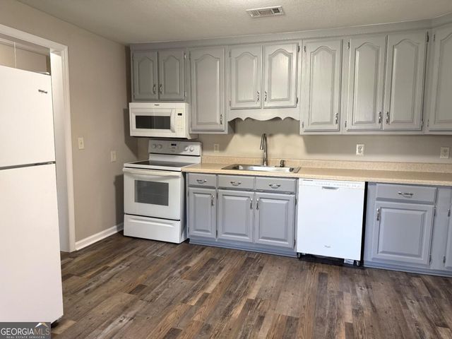 421 Whitehall Street, Vienna, GA 31092