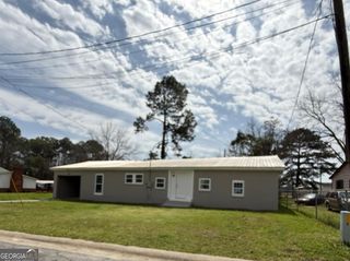 421 Whitehall Street, Vienna, GA 31092
