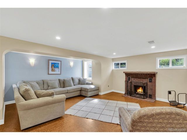 2845 S Ogden St, Englewood, CO 80113