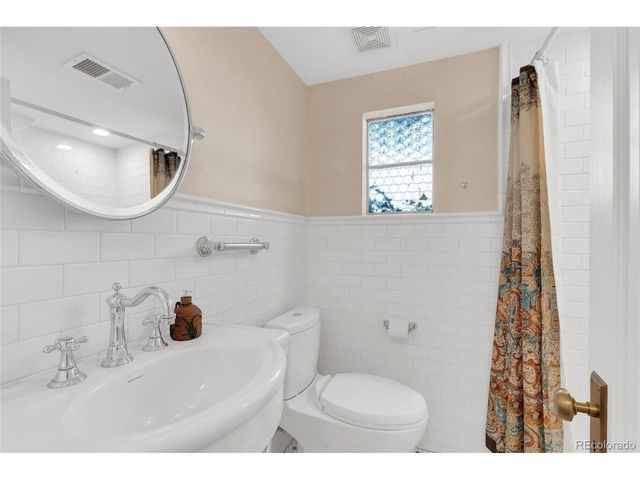 2845 S Ogden St, Englewood, CO 80113