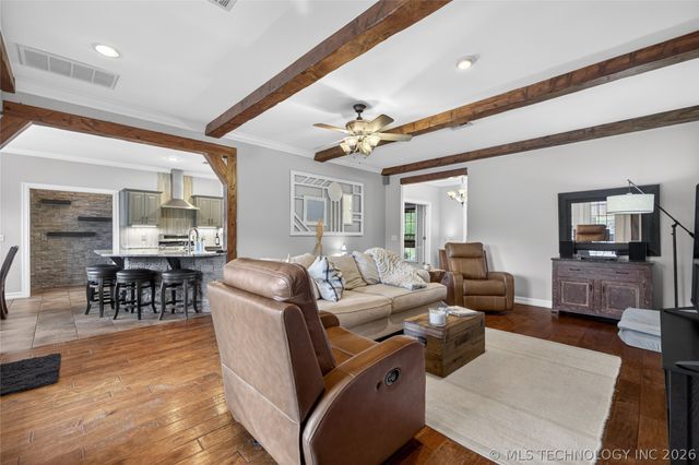 18875 S Garnett Road, Bixby, OK 74008