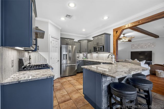 18875 S Garnett Road, Bixby, OK 74008