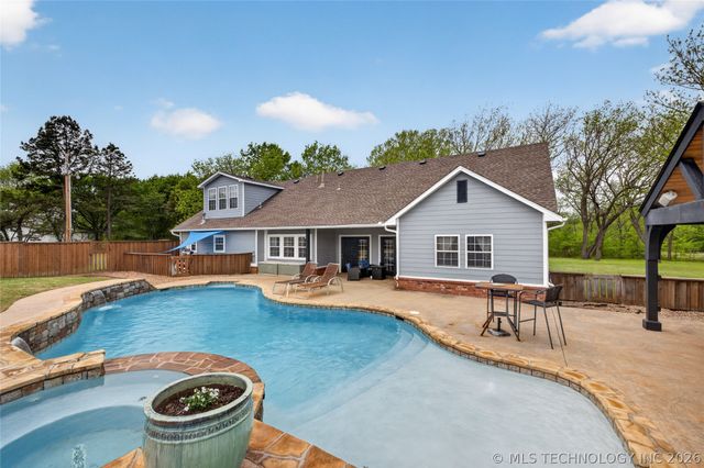 18875 S Garnett Road, Bixby, OK 74008
