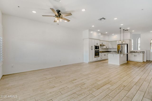 15550 S 5TH Avenue 240, Phoenix, AZ 85045