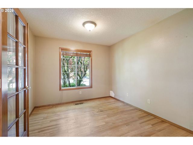 7805 Sw GEARHART Dr, Beaverton, OR 97007