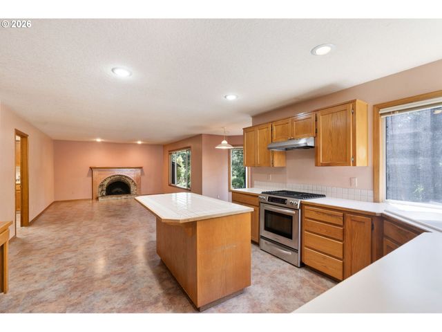 7805 Sw GEARHART Dr, Beaverton, OR 97007