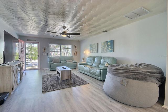 531 44TH STREET COURT W, Palmetto, FL 34221