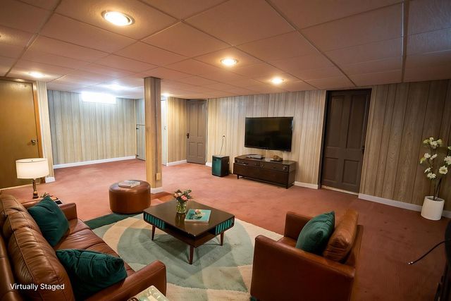 3847 Queen Avenue N, Minneapolis, MN 55412