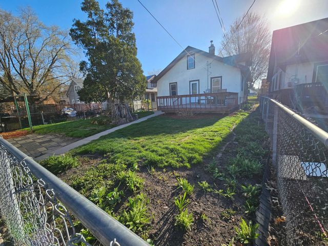 3847 Queen Avenue N, Minneapolis, MN 55412