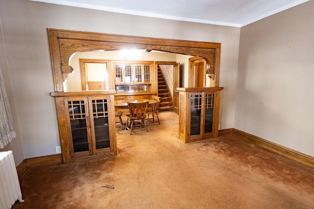 3847 Queen Avenue N, Minneapolis, MN 55412