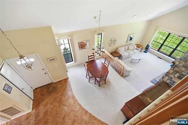 107 Suleski Court, Mahwah, NJ 07430
