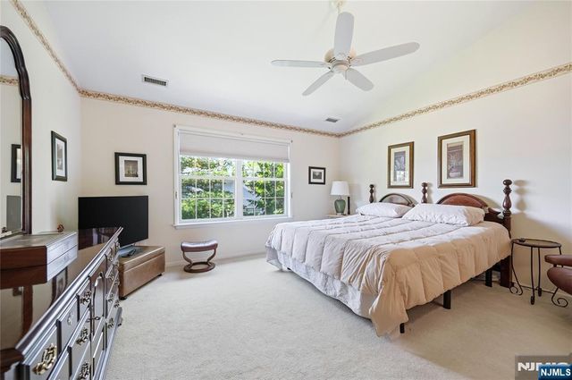 107 Suleski Court, Mahwah, NJ 07430