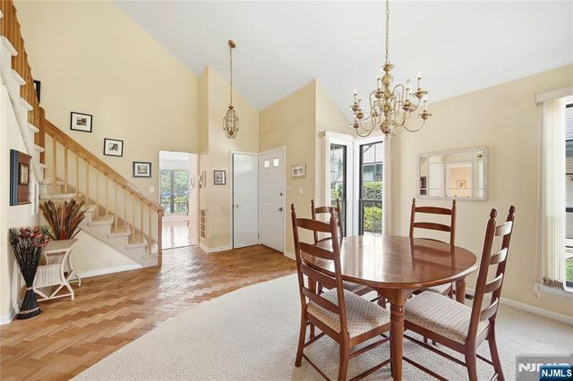 107 Suleski Court, Mahwah, NJ 07430