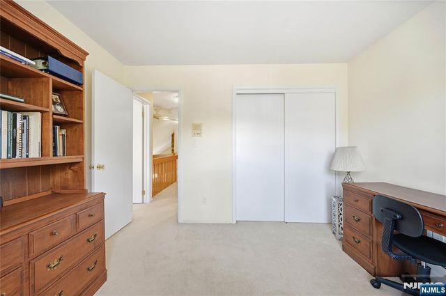 107 Suleski Court, Mahwah, NJ 07430