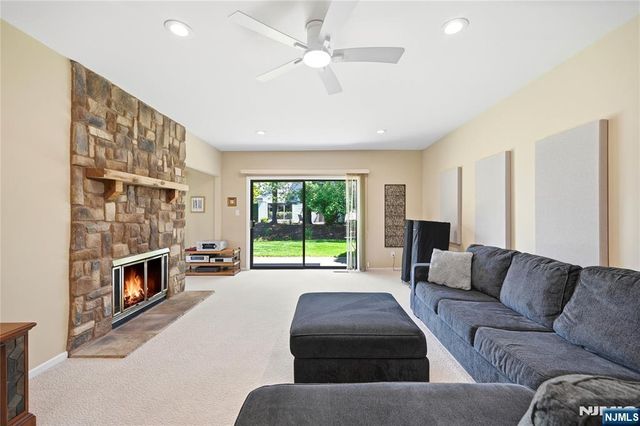 107 Suleski Court, Mahwah, NJ 07430