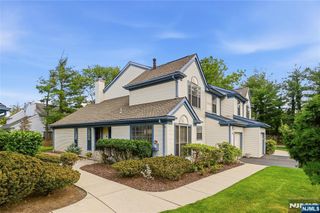 107 Suleski Court, Mahwah, NJ 07430