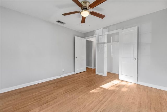 3233 New York Avenue, Fort Worth, TX 76110