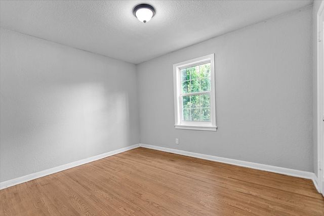 3233 New York Avenue, Fort Worth, TX 76110