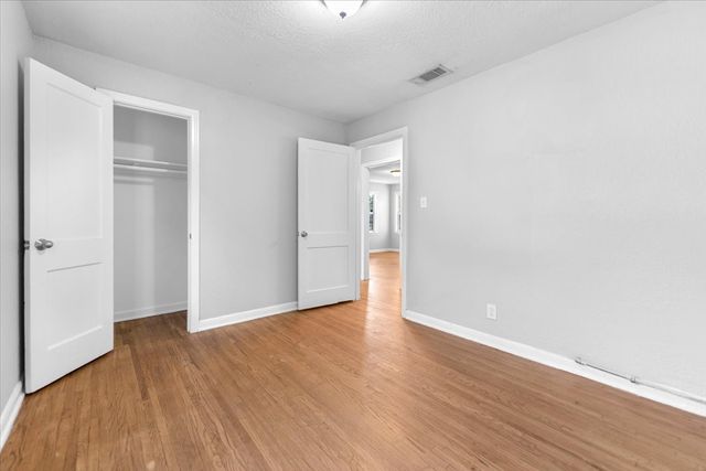 3233 New York Avenue, Fort Worth, TX 76110