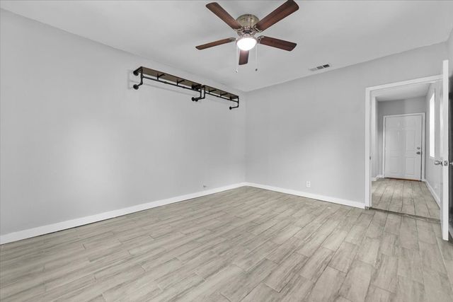 3233 New York Avenue, Fort Worth, TX 76110