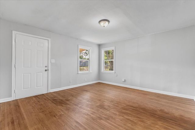 3233 New York Avenue, Fort Worth, TX 76110