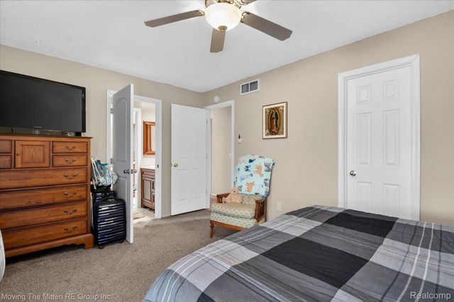 13153 Lake Point Boulevard, Van Buren Charter Township, MI 48111